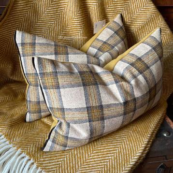 Engelse SET kussens Abraham Moon Dornoch Wheat Check Tartan beschikbaar voor biedingen