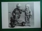 (1157) Kinderkaart: Jongen en meisje, Verzamelen, Ansichtkaarten | Themakaarten, Verzenden, 1980 tot heden, Gelopen, Kinderen