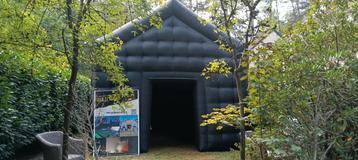 Luxe Opblaasbare partytent-feesttent-pop up tent huren 5x5 beschikbaar voor biedingen