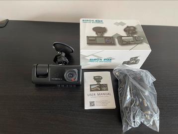 Professionele dashcam camera voor en achter. Opname sdkaart beschikbaar voor biedingen