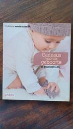 Cadeaus voor de geboorte,  35 breipatronen, Hobby en Vrije tijd, Breien en Haken, Ophalen of Verzenden, Zo goed als nieuw, Breien