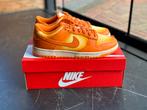 Nike Dunk Low Magma Orange Maat 42,5 Deadstock, Ophalen of Verzenden, Nieuw, Overige kleuren, Sneakers of Gympen
