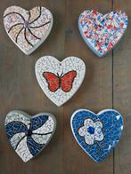 Mozaïek, 5 hartjes met mozaïek steentjes gemaakt., Hobby en Vrije tijd, Knutselen, Ophalen of Verzenden, Nieuw, Materiaal