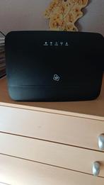 KPN Box 12b Router met Modem - Zo goed als nieuw, Computers en Software, Routers en Modems, Ophalen of Verzenden, Zo goed als nieuw