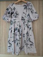 jurk voor een meisje met pailletten maat 134, perfecte staat, Meisje, H&M, Ophalen of Verzenden, Zo goed als nieuw