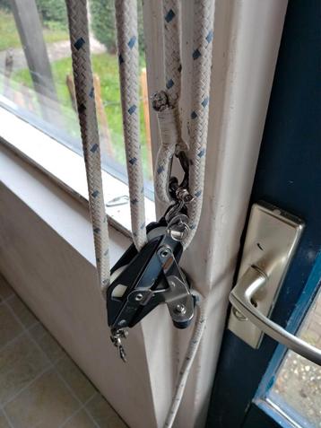 Groot Schoot Blok met Schootlijn beschikbaar voor biedingen