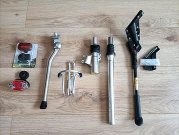 Fiets onderdelen beschikbaar voor biedingen