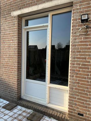 Mooi kunststof kozijn met deur draaikiep kunstof achterdeur beschikbaar voor biedingen