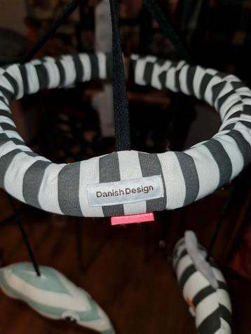 Done by Deer Muziekmobiel beschikbaar voor biedingen