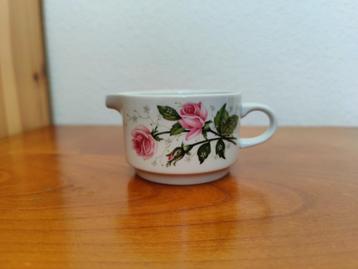 Melkkannetje Villeroy en Boch, in perfecte staat. beschikbaar voor biedingen