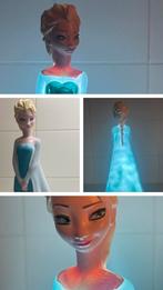 Mooie grote Elsa lamp van 35 cm hoog! Met nieuwe batterijen!, Ophalen of Verzenden, Overige figuren, Zo goed als nieuw