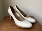 Gabor witte pumps maat 5 witte damesschoenen maat 38, Pumps, Wit, Ophalen of Verzenden, Zo goed als nieuw