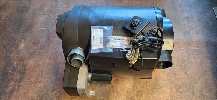 Truma COMBI 6 op 12v-30mB kompleet met bedienings/sensor, Caravans en Kamperen, Camper-accessoires, Zo goed als nieuw, Ophalen