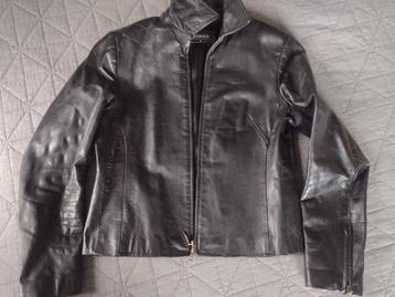 Zidane, zwart leren damesjasje, maat M beschikbaar voor biedingen