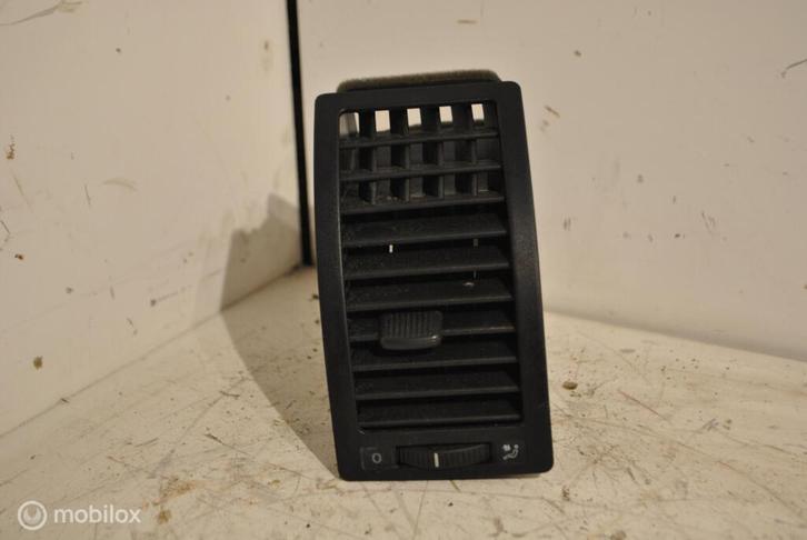 Dashboard luchtrooster Vw Polo 9N 1.4-16V 6Q0819704, Auto-onderdelen, Airco en Verwarming, Volkswagen, Gebruikt, Ophalen of Verzenden