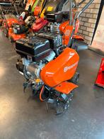 Nieuwe Husqvarna TF120 Tuinfrees Showroommodel, Ophalen of Verzenden, Nieuw, Benzine, Tuinfrees