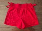 Leuke rode short van Sensys, maat 128, Kinderen en Baby's, Kinderkleding | Maat 128, Broek, Sensys, Meisje, Ophalen of Verzenden