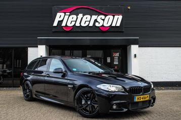 BMW 5-serie Touring 528i M-Pakket NAP PANO HUD 360 DEALER OH beschikbaar voor biedingen