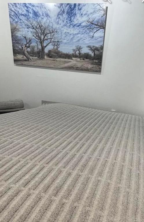 Nieuw Leolux Valleys tapijt 280x390 nw €2350,-, Huis en Inrichting, Stoffering | Tapijten en Kleden, Ophalen