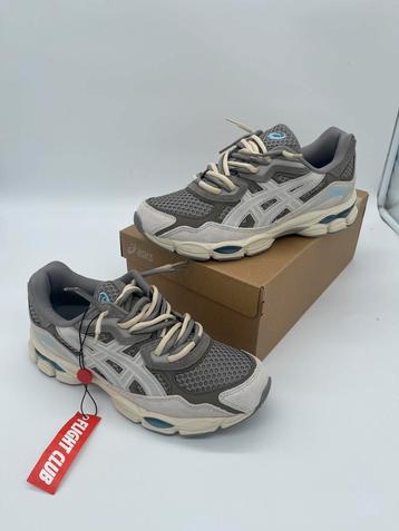 Asics Gel NYC Steeple Grey Cream maat 435 nieuw bruin beige beschikbaar voor biedingen