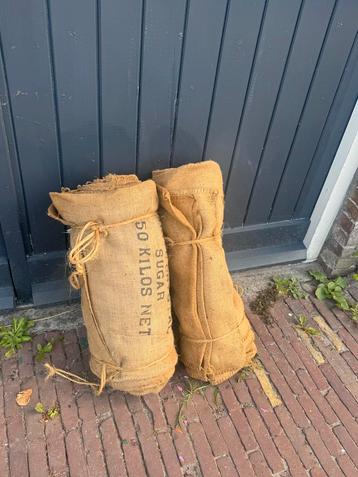 Partij Oude Jutte Zakken (25 stuks) beschikbaar voor biedingen
