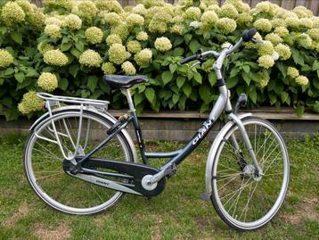 Mooie Giant damesfiets mt S 28 inch beschikbaar voor biedingen