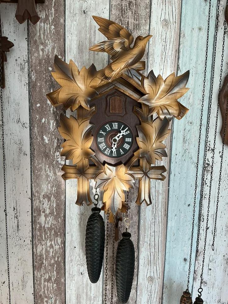 Koekoeksklok met 8 daags uurwerk, Huis en Inrichting, Woonaccessoires | Klokken, Zo goed als nieuw, Wandklok, Ophalen of Verzenden