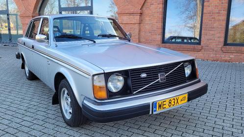 Volvo 244 limited edition, Auto's, Volvo, Particulier, Radio, Benzine, Sedan, Handgeschakeld, Zilver of Grijs, Blauw, Velours