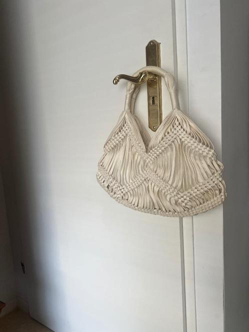 Macrame boho creme strandtas, Sieraden, Tassen en Uiterlijk, Tassen | Damestassen, Zo goed als nieuw, Handtas, Overige kleuren