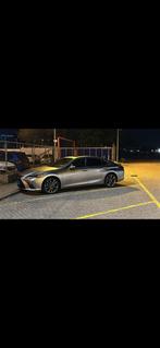 Lexus ES 300h Hybrid 218pk CVT 2019 Grijs, Auto's, Zwart, 4 cilinders, 2487 cc, 1655 kg