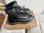 Dr Martens  Pascal Virginia maat 39 NIEUW, Zwart, Overige typen, Nieuw, Ophalen of Verzenden