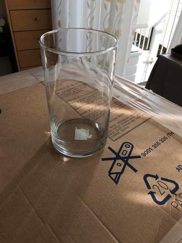 Glazen Vaas - Mooie Decoratie beschikbaar voor biedingen