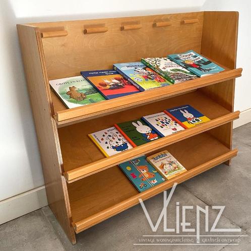 Vintage, retro, houten schoolkast, boekenkast, schappen, Huis en Inrichting, Kasten | Boekenkasten, Gebruikt, 50 tot 100 cm, Minder dan 100 cm