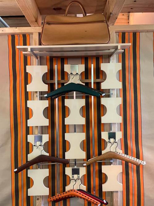 Vintage jaren 70 space age wand kapstok, wit, Huis en Inrichting, Woonaccessoires | Kapstokken, Zo goed als nieuw, Wandkapstok