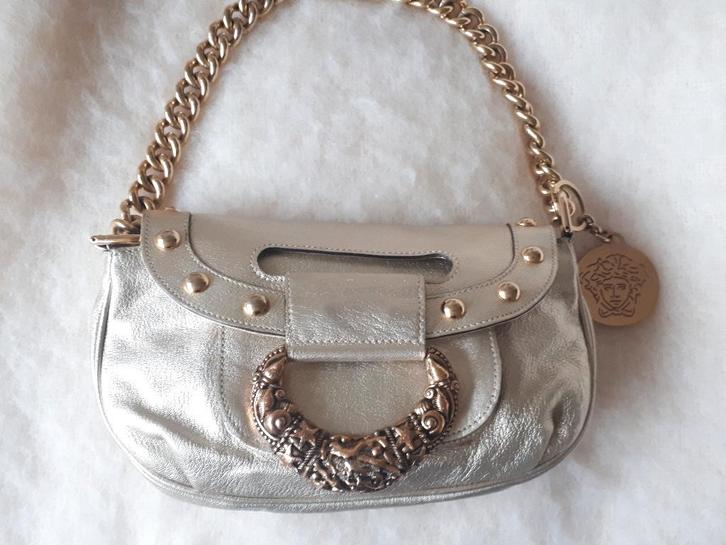 Versace tas goudleer, Sieraden, Tassen en Uiterlijk, Tassen | Damestassen, Zo goed als nieuw, Overige typen, Overige kleuren, Ophalen