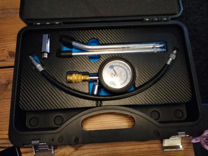 Compressie Tester Set - Automotive Tools, Auto diversen, Autogereedschap, Zo goed als nieuw, Ophalen of Verzenden
