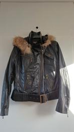 Leren dames jas met veel zakken en stoere riem., Ophalen of Verzenden, Zo goed als nieuw, Maat 42/44 (L), Zwart