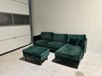 Groene Velvet Hoekbank met Hocker - In Goede Staat!