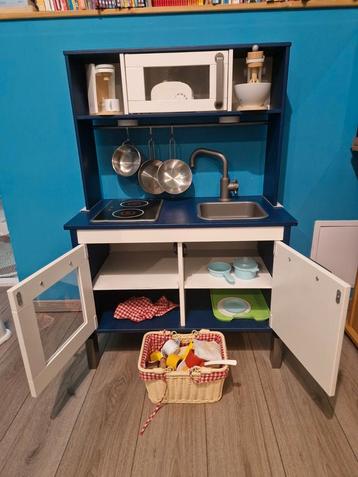 IKEA Speelkeuken Marineblauw + Keukenspeelgoed beschikbaar voor biedingen