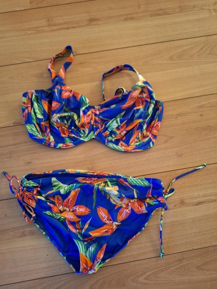 Bikini Prima Donna Swim Latakia, 80G, broekje maat 38, Kleding | Dames, Badmode en Zwemkleding, Zo goed als nieuw, Bikini, Blauw