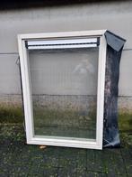 Raamkozijn met dubbelglas en ventilatierooster, Doe-het-zelf en Verbouw, Kozijnen en Schuifpuien, 75 tot 150 cm, Raamkozijn, Ophalen of Verzenden