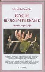 bach bloesemtherapie - Mechthild Scheffer, Boeken, Ophalen of Verzenden, Zo goed als nieuw, Spiritualiteit algemeen, Overige typen