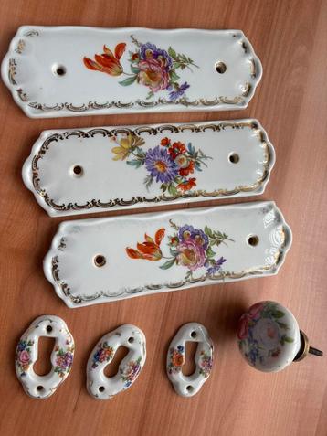 Limoges Porcelain d’Art deurbeslag beschikbaar voor biedingen