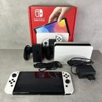 Nintendo Switch OLED 64 GB - Wit, Spelcomputers en Games, Spelcomputers | Nintendo Switch, Ophalen, Zo goed als nieuw, Met 2 controllers