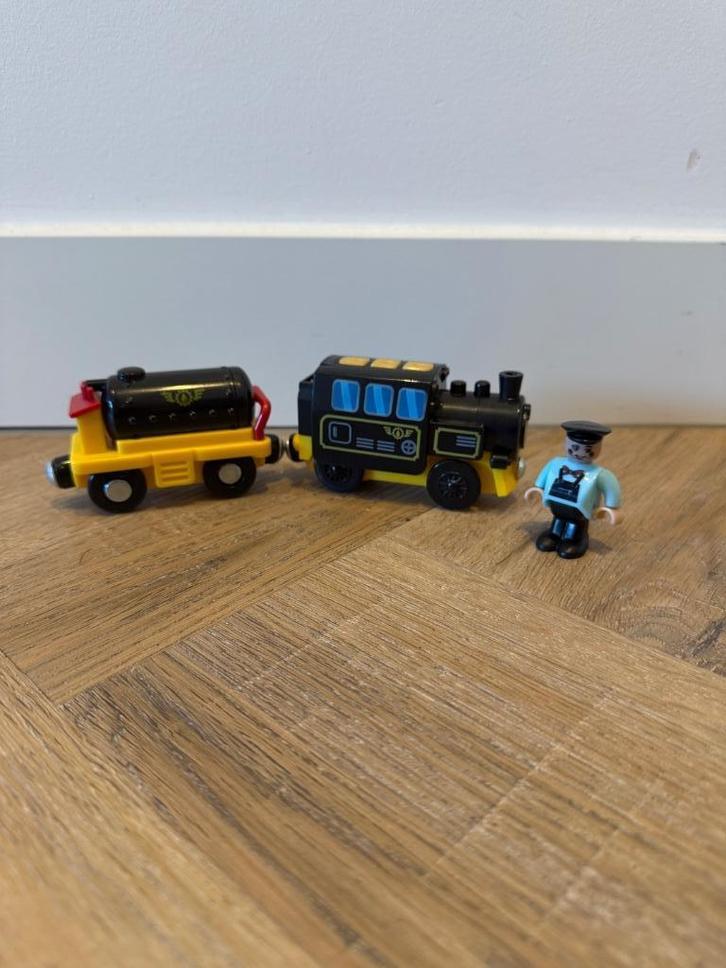 ZGAN zwart Playtive elektrisch trein houten trein locomotief, Kinderen en Baby's, Speelgoed | Houten speelgoed, Zo goed als nieuw