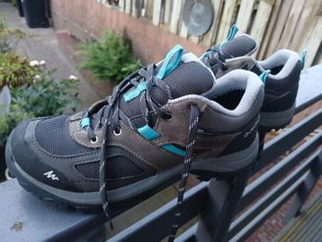 Wandelschoenen Quechua maat 38 ZGAN  beschikbaar voor biedingen