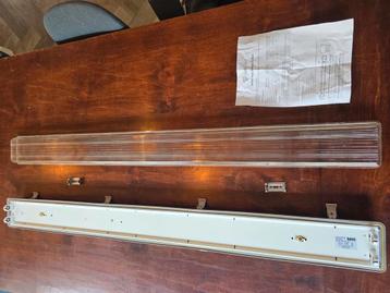  TL armatuur voor 2 x 1200mm TL buizen IP54 beschikbaar voor biedingen