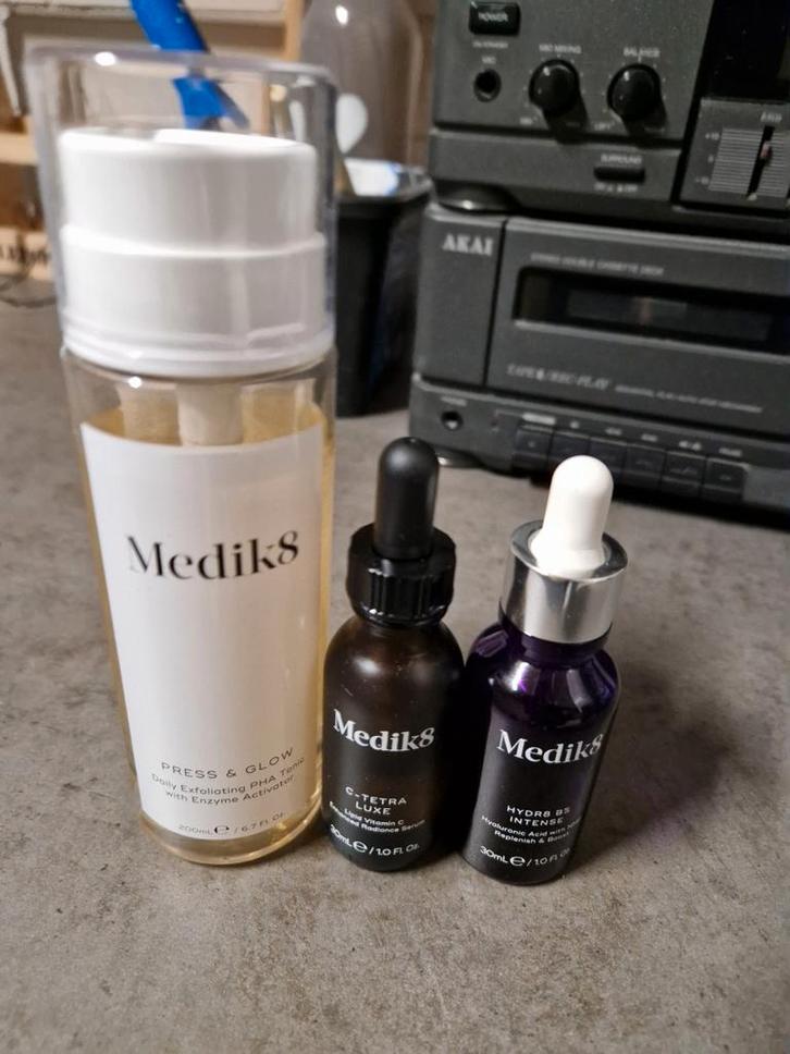 Medik8 producten TEAB, Sieraden, Tassen en Uiterlijk, Uiterlijk | Gezichtsverzorging, Gehele gezicht, Ophalen of Verzenden