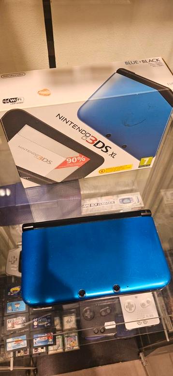 Nintendo 3DS XL + doos beschikbaar voor biedingen
