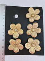 Gouden bloemen, Ophalen of Verzenden, Zo goed als nieuw, Versiering of Embellishment, Scrap